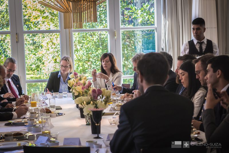 Desayuno de Trabajo con Ministro de Economía · fotografía 61