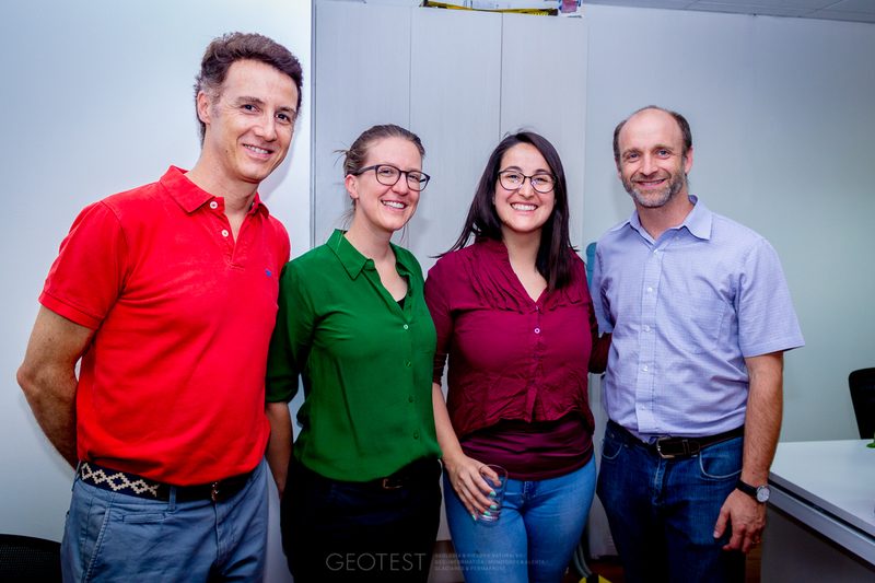 Inauguración Oficinas Geotest · fotografía 38