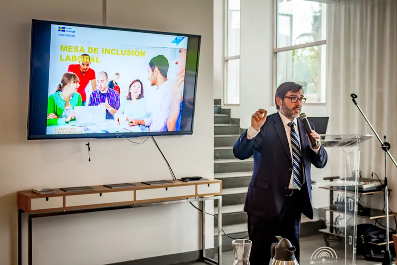 Cobertura de Mesa de Trabajo · Inclusión Laboral · Team Sweden