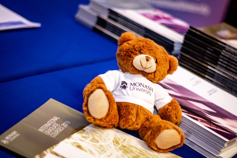 Universidades Australianas, Hotel DoubleTree by Hilton Vitacura